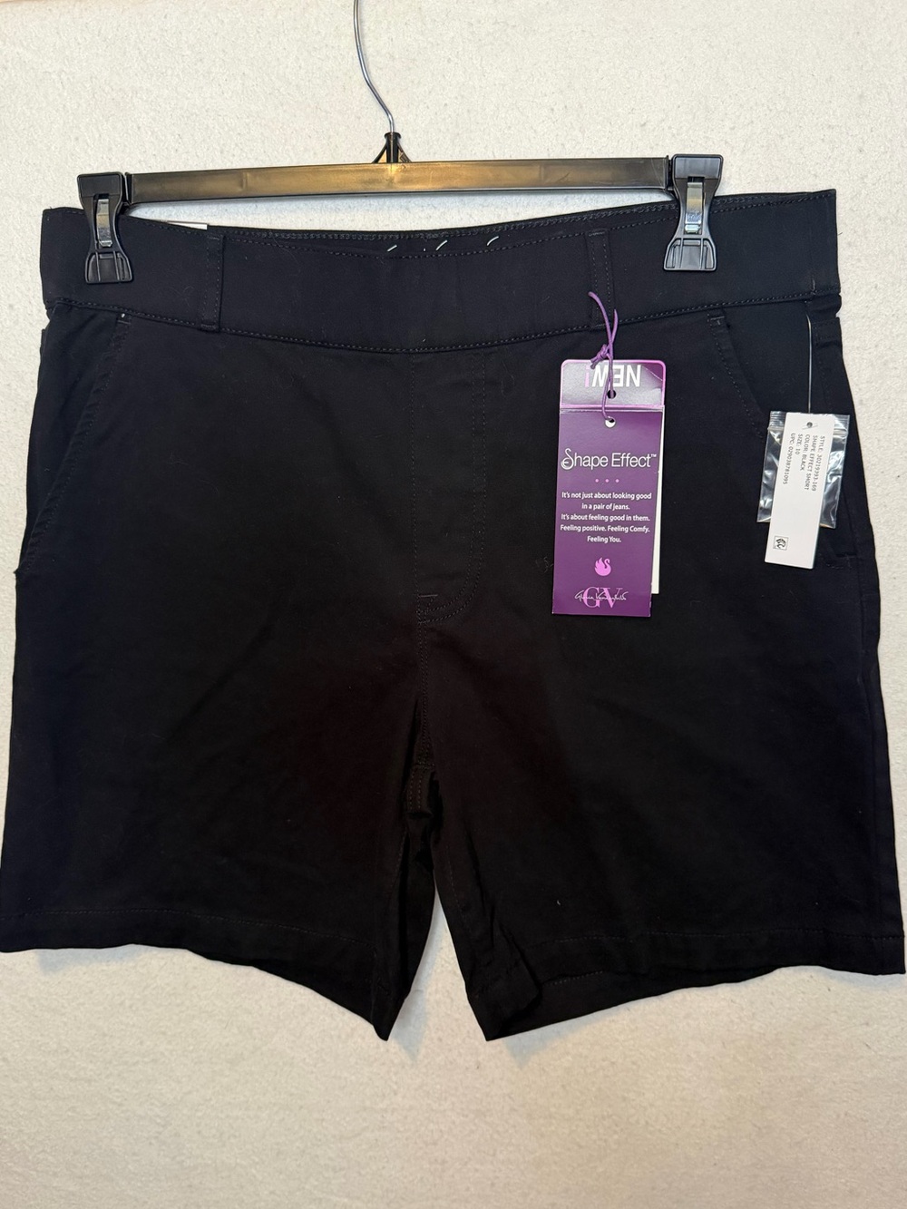 Gloria Vanderbilt Shape Effect Women’s Size 10 Black Shorts 7” Inseam NWT